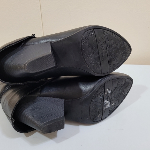 Fergie Boots sz 6 - Picture 6 of 9